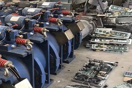 【柜台回收】泰州泰兴广陵二手发电机回收 大型厂家设备回收